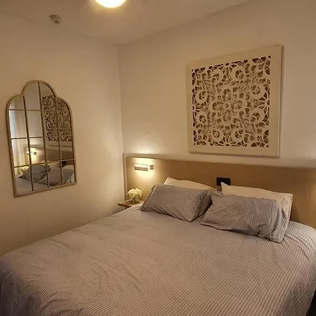 Apartment Confortable Con Piscina *
