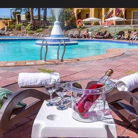 Confortable Con Piscina